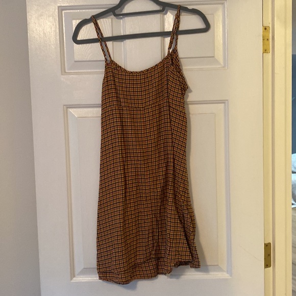 Checkered Dress - Picture 4 of 4